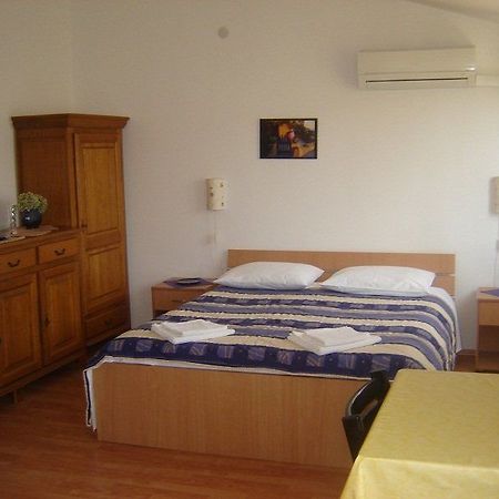 Adria Apartments بيوغْغاد نا موغو المظهر الخارجي الصورة