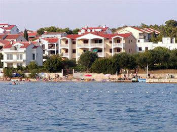 Adria Apartments بيوغْغاد نا موغو المظهر الخارجي الصورة
