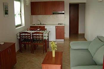 Adria Apartments بيوغْغاد نا موغو المظهر الخارجي الصورة